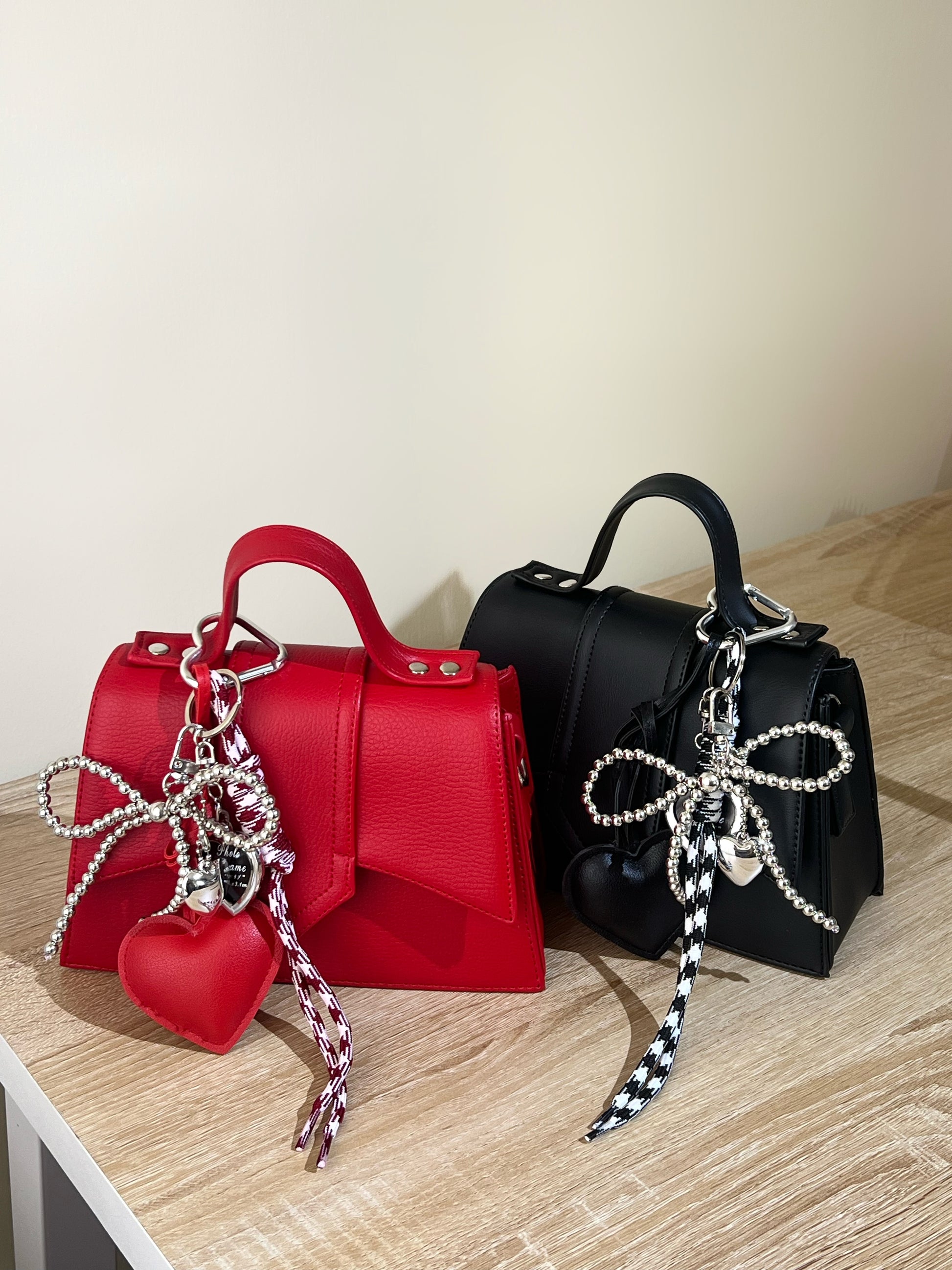 CHARM CORAZÓN